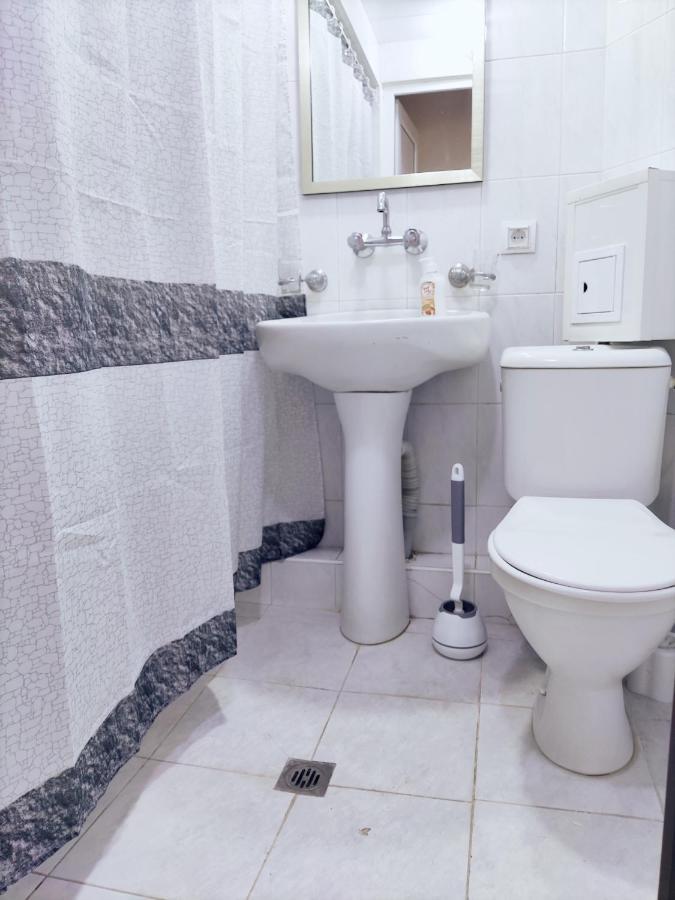 Renovated 1 Bedroom With King Size Bed In Kentron Yerevan Bagian luar foto